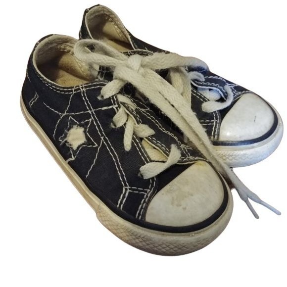 Converse Other - Converse Black One Stars Sneakers Kids Infant sz 7 Gently Used  Style M88